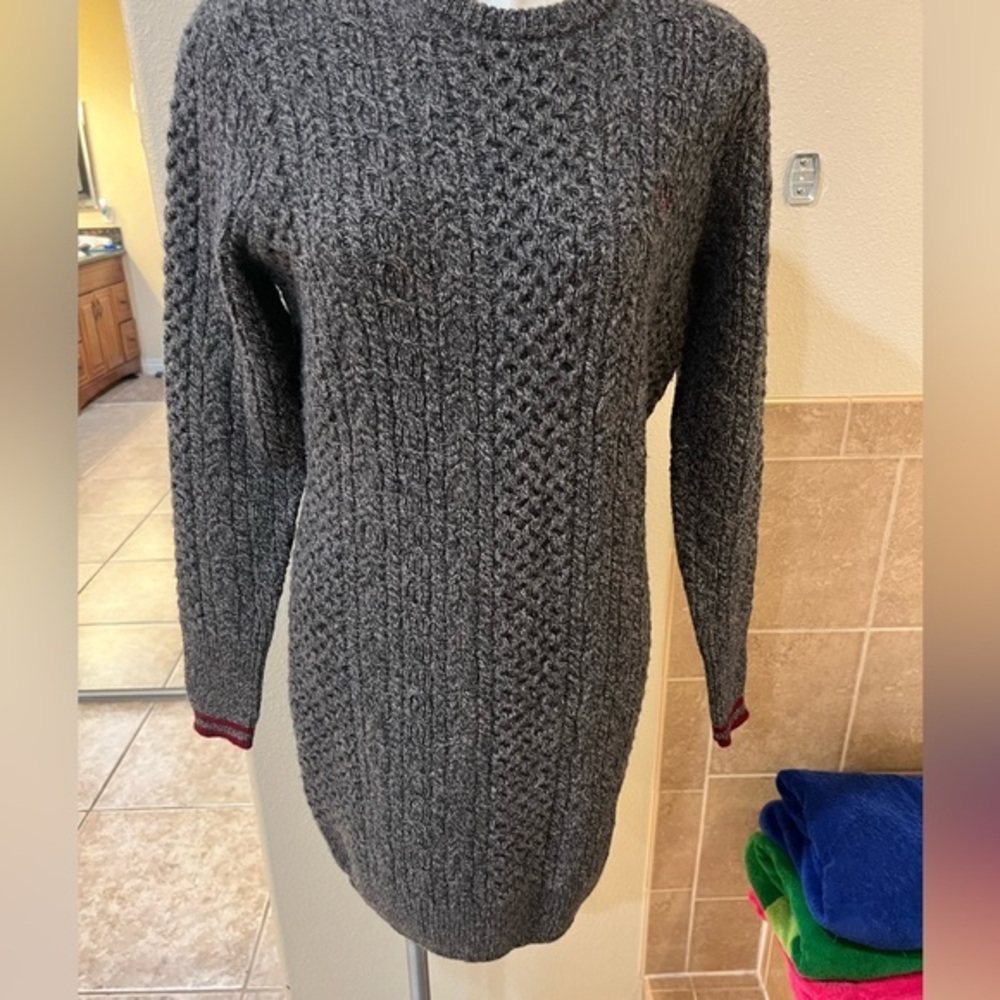 Brand New with tags.Beautiful warm sweater dress, perfect for 🍁 and ❄️